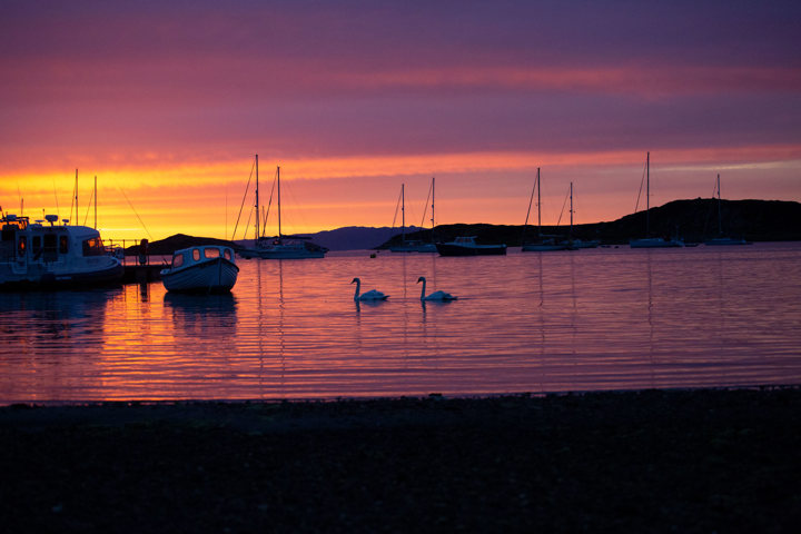 Fw Boats 2400X1600